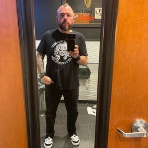 Meet your Posher, Chris